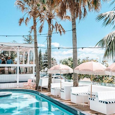 Komune Resort And Beach Club Greenmount Beach Coolangatta Exterior foto